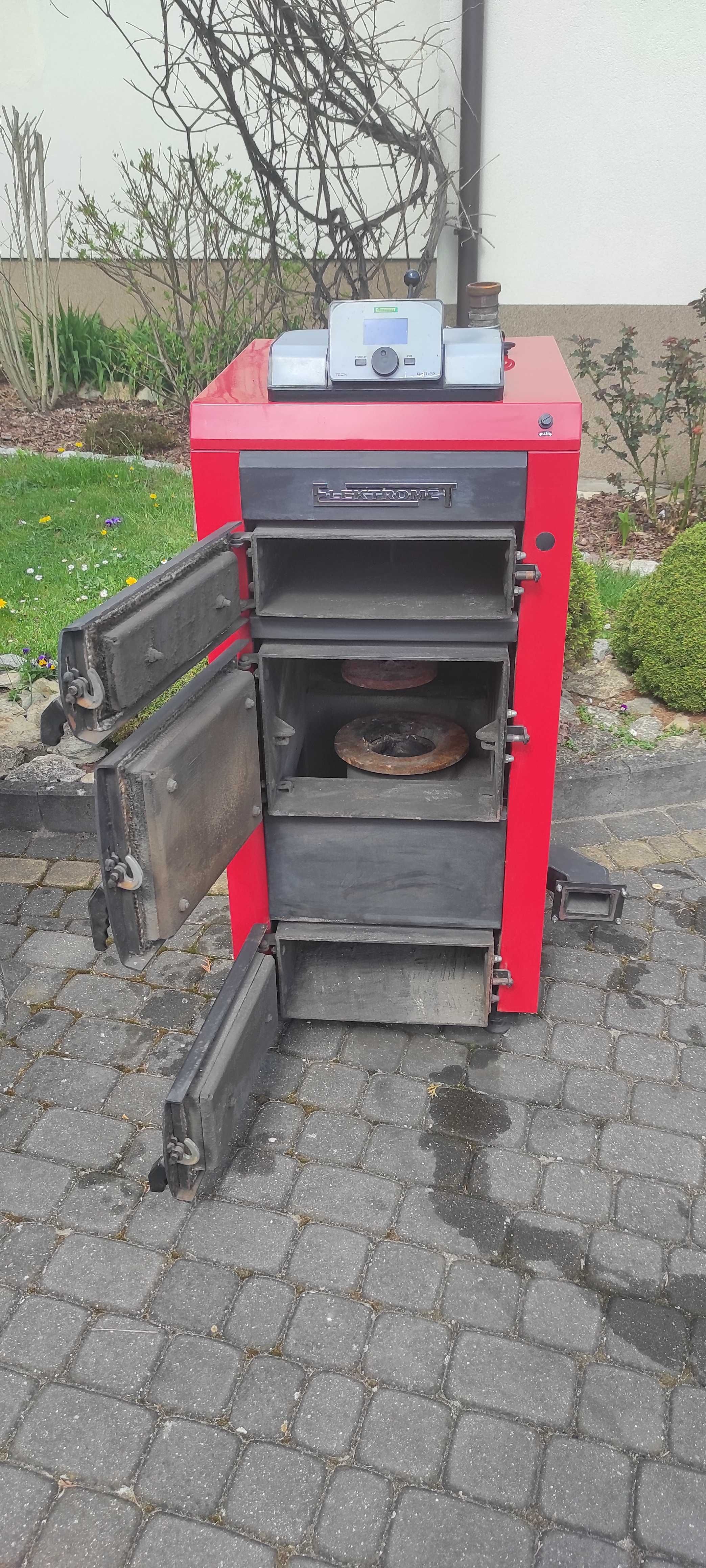Kocioł węglowy C.O.2 z automatycznym dozownikiem EKO-KWP15 Elektromet