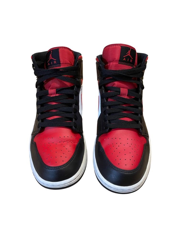 Buty Nike Air Jordan 1 Mid Black/Fire Red-White rozmiar 45