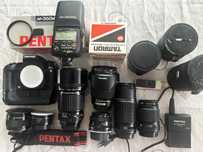 Pentax K10 + akcesoria + obiektywy - 16-45/4.0 200/2.5 grip, lampa ...
