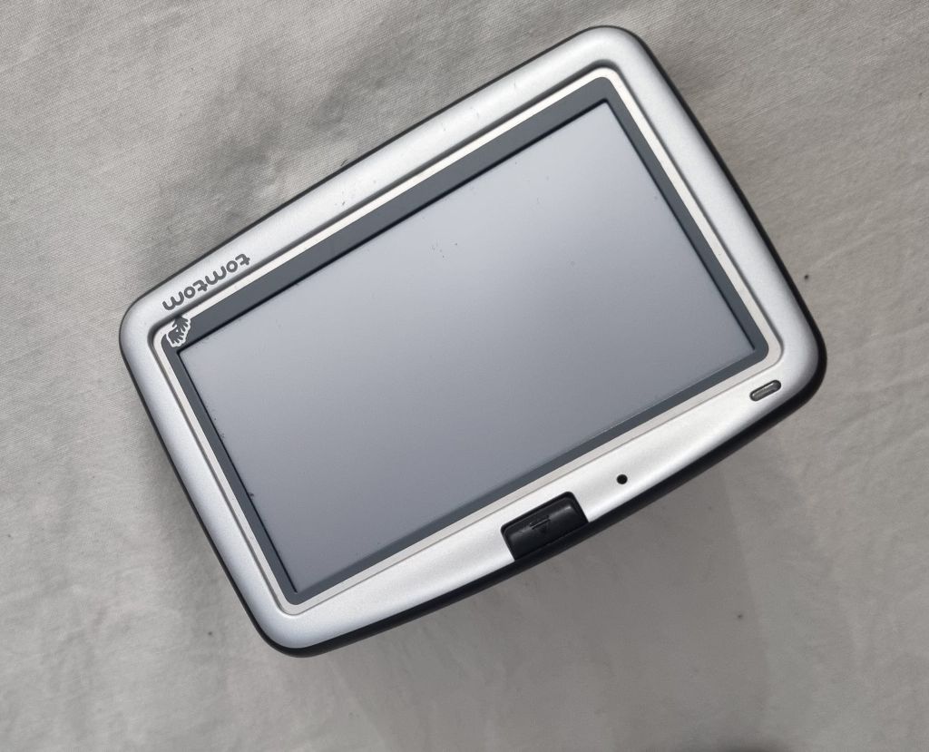 Tomtom GPS falta Carregador