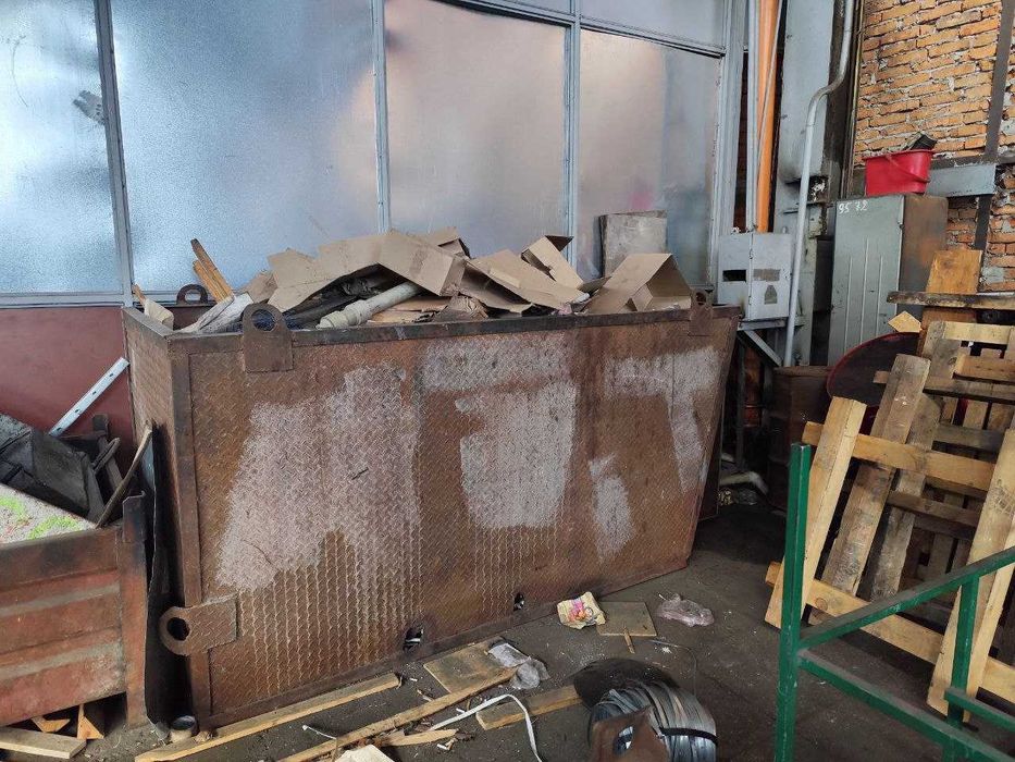 Продам контейнер металевий  для відходів виробнитства