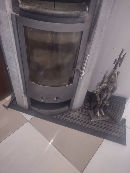 Sprzedam kominek narożny