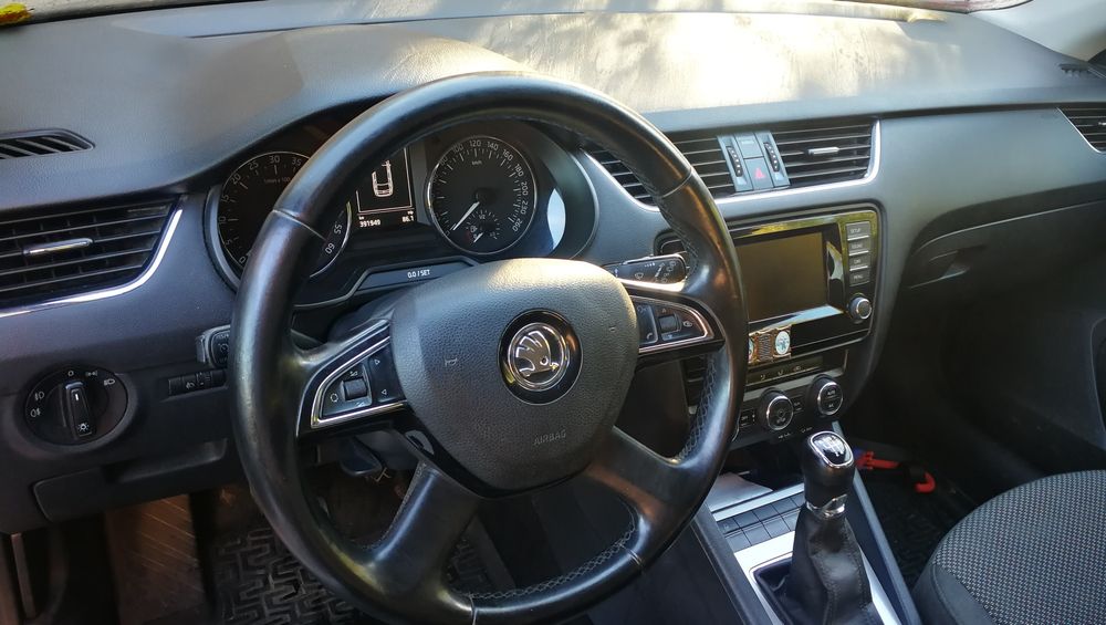 Skoda Octavia 3  1,6 TDI 2015 w ciągłym użytkowaniu.