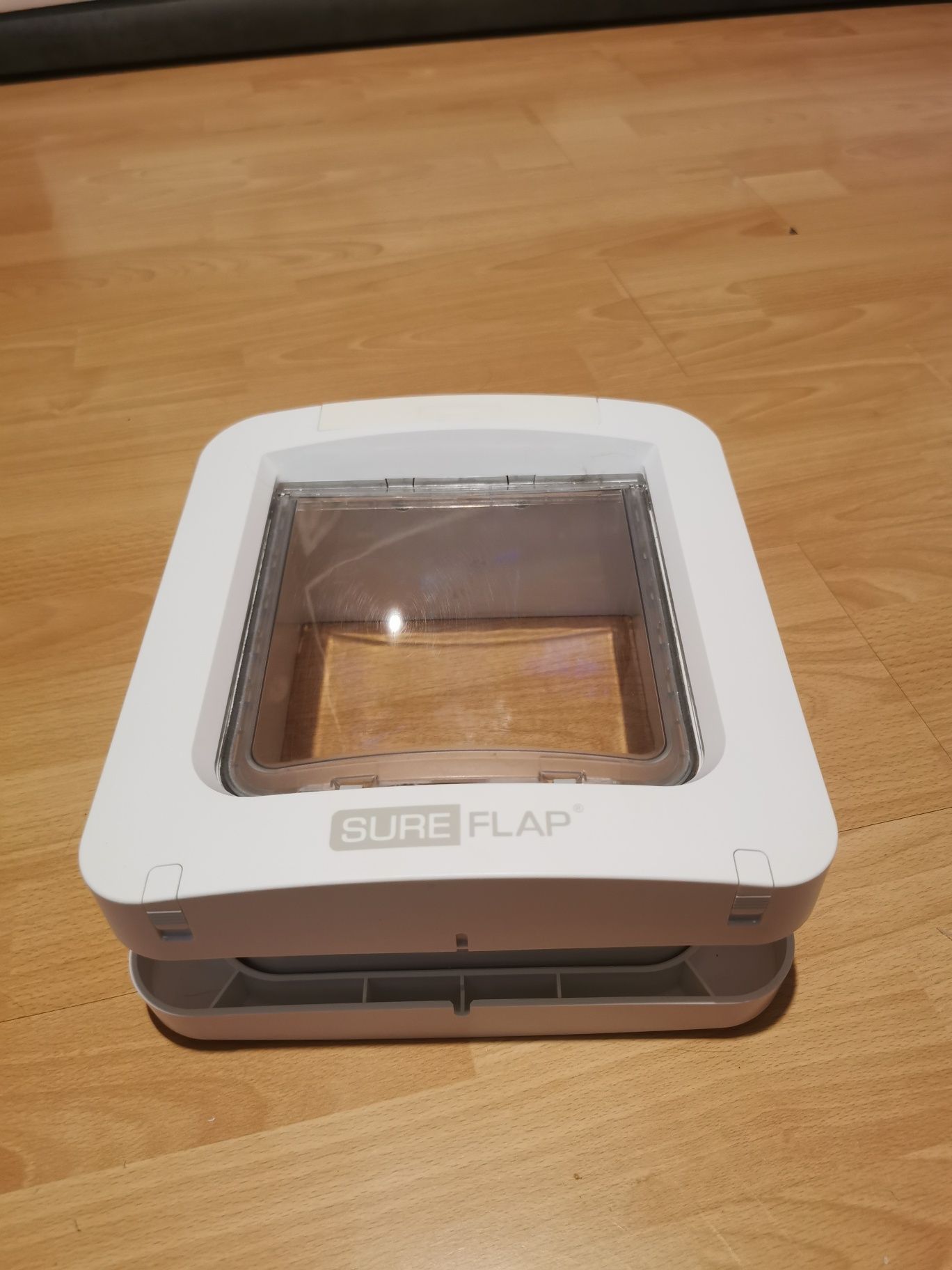 SureFlap Sure Flap Klapka do drzwi sterowana mikroczipem biały