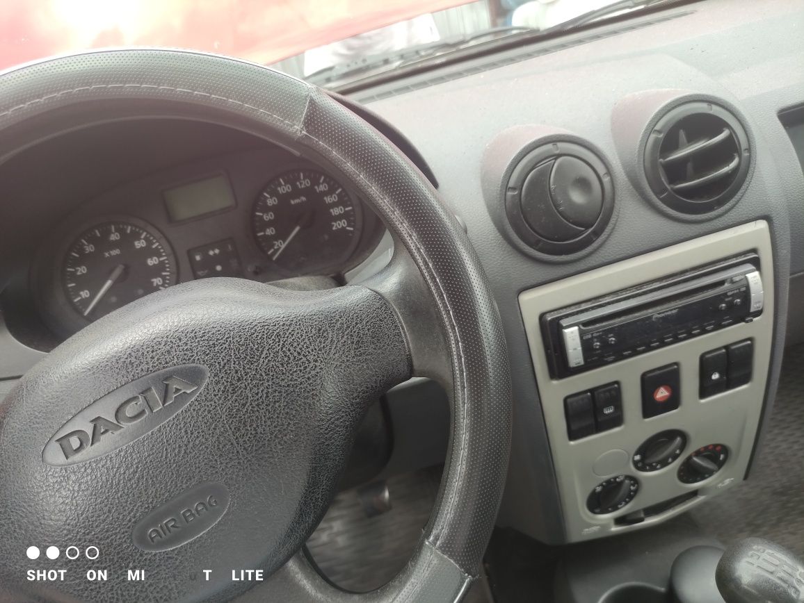 Dacia Logan 2006 r 1.4 MPI