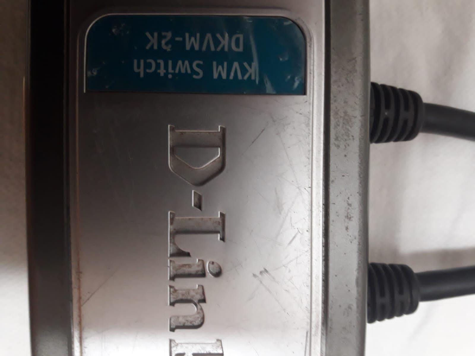 KVM-перемикач  D-Link DKVM-2K