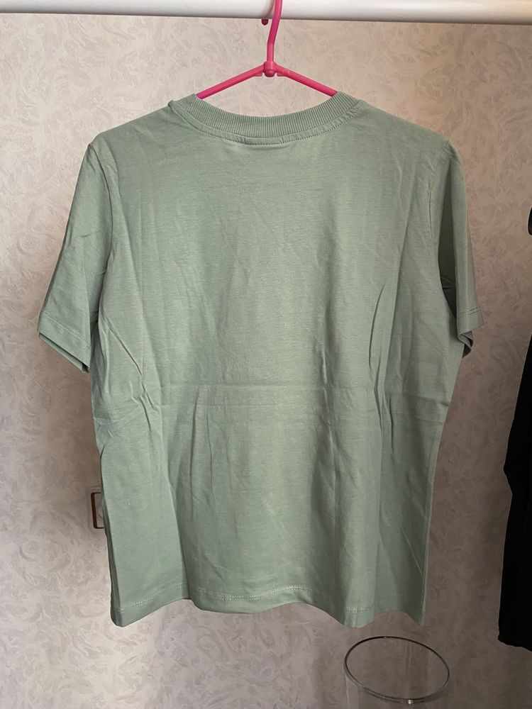 футболка оливкова фісташкова котон бавовна оверсайз з принтом xs s