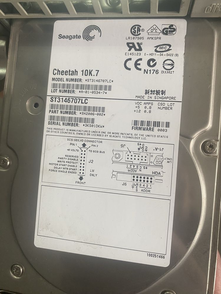 сервер від Supermicro, модель SuperServer 6014P-82.