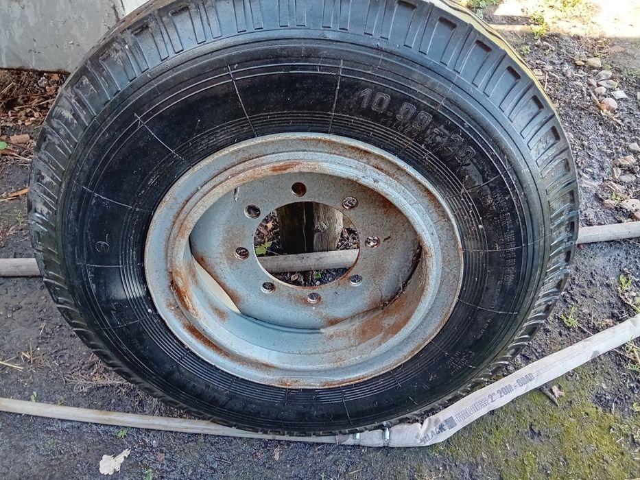 Opona 10.00 r 20