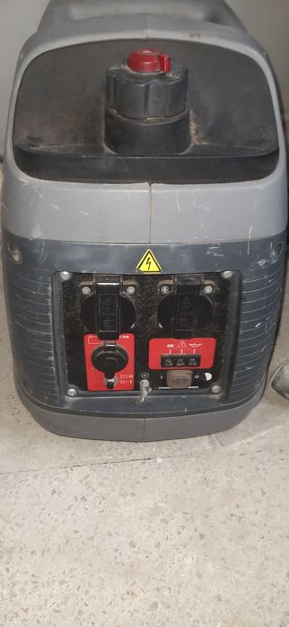 Інверторний генератор Briggs & Stratton P2000