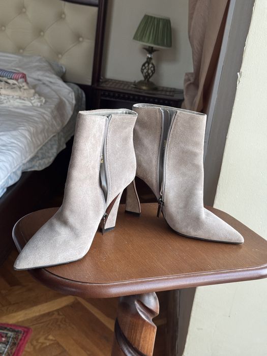 Замшеві ботильйони