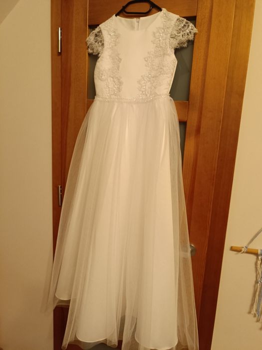 Sukienka komunijna na szczupłą dziewczynkę z dodatkami