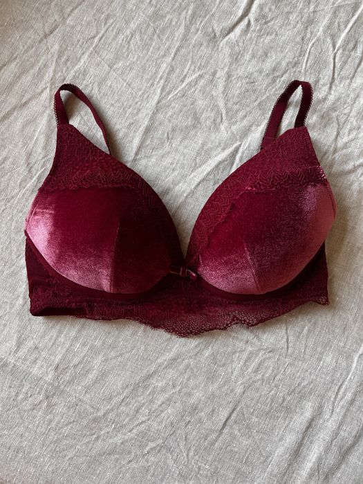 Бюстгальтер Oysho 70c