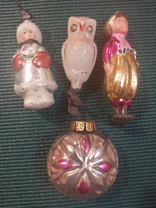 Новорічні іграшки