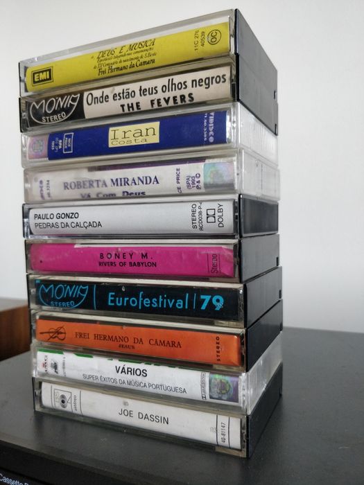 Cassetes música Joe Dassin, The Fevers, Paulo Gonzo, Ana Malhoa