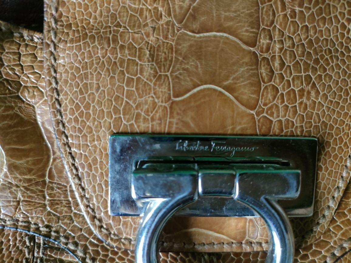 Оригінальна сумка Salvatore Ferragamo із шкіри рептилій