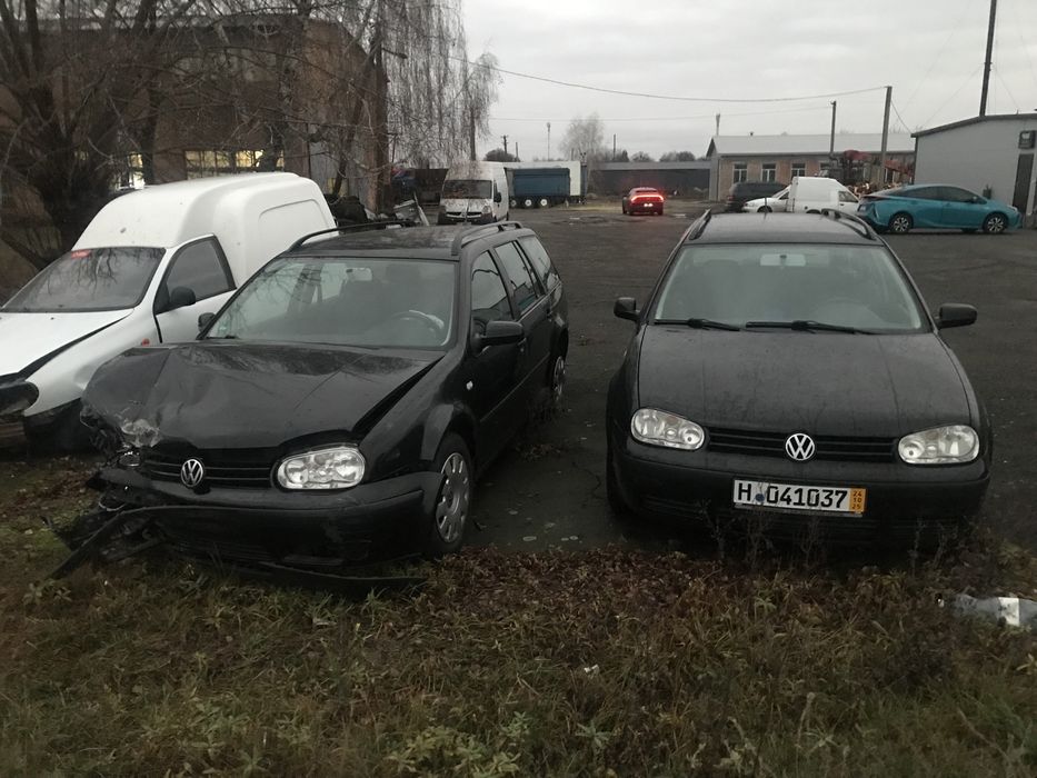 Гольф 4.  1.6 мрі бензин