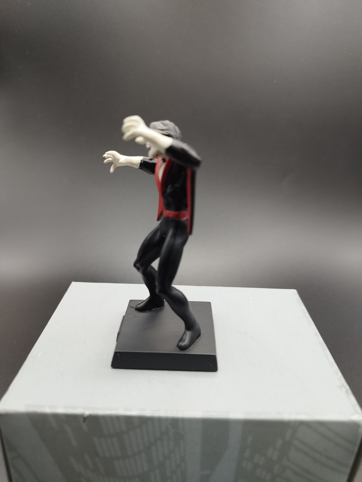 Figurka Marvel klasyczna Morbius #99  ok 8 cm ciężka ołowiana figurka