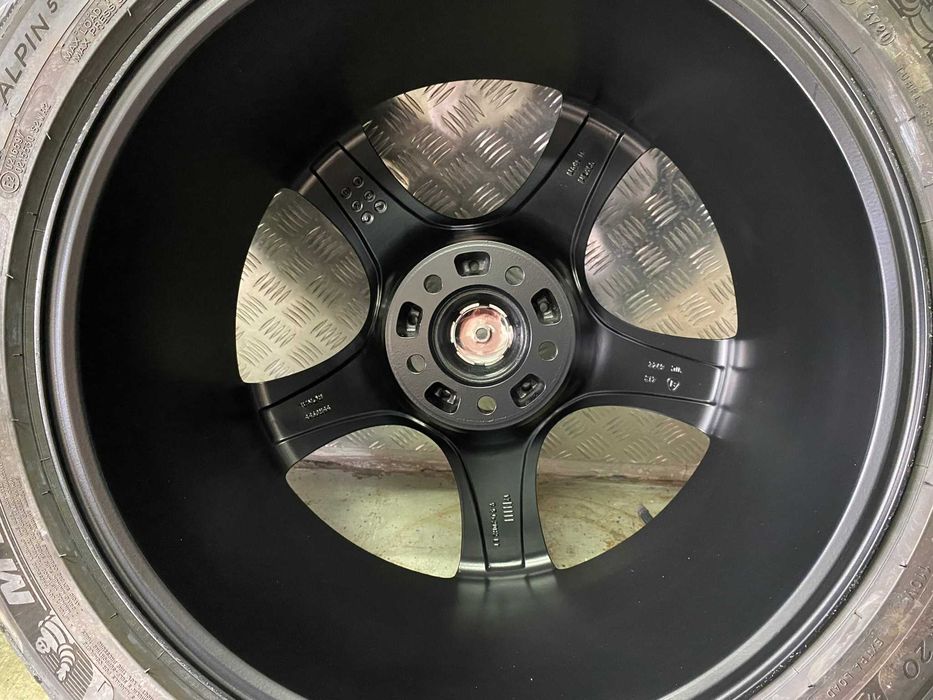 Koła BMW X5 E53 e70 e71 f15 f16 9,5x20 5x120 275/45R20 Adax Koźle