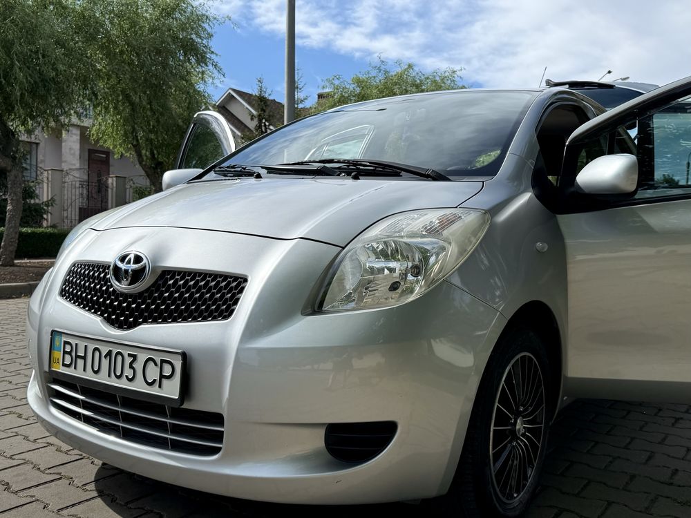 Toyota Yaris 1.3 2006г.в.Официальная.77тыс км пробег