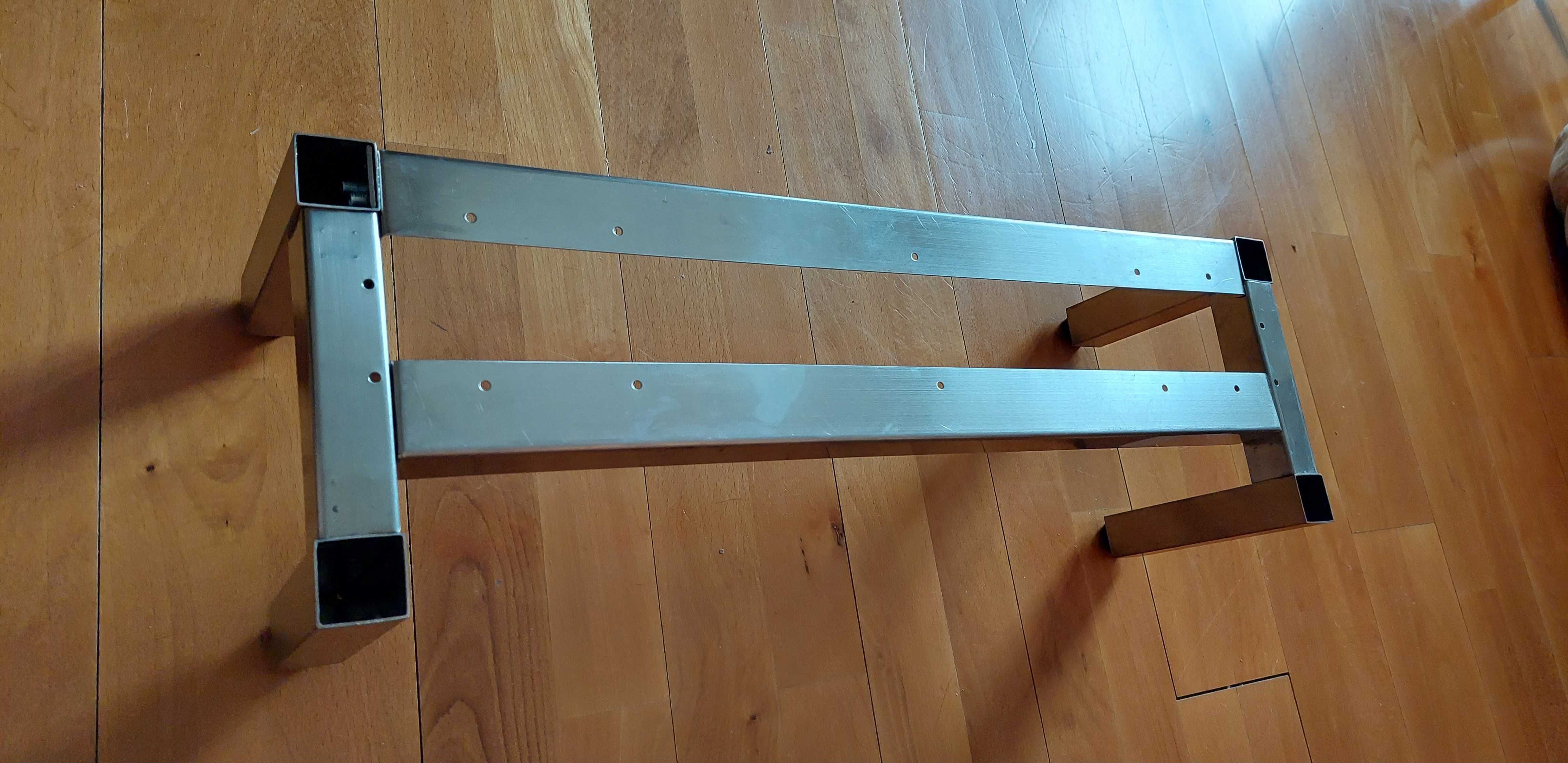 Estrutura de Pés Ikea em Aço