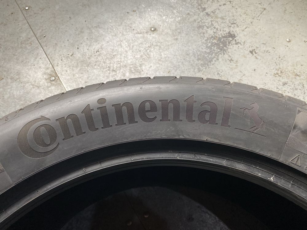 Літня резина шини (пара) 285/45R22 Continental