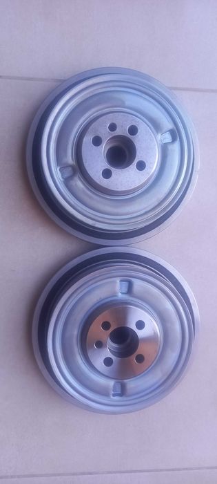 Шків Шкив демпфер колінвалу Man VWT6 Crafter 04l105251