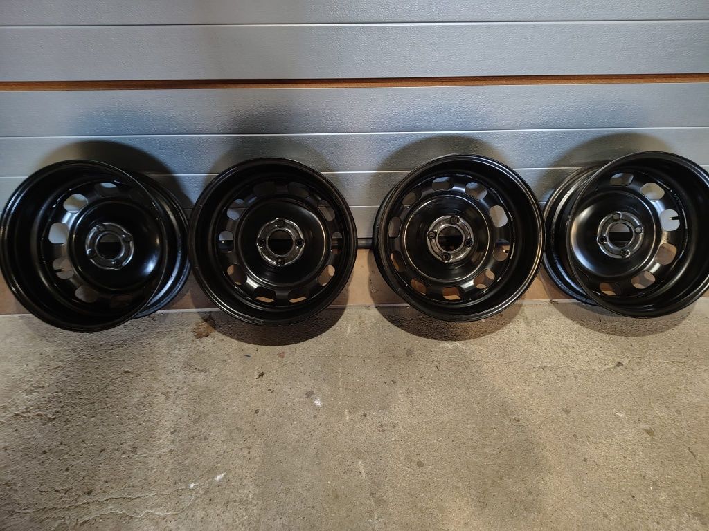 Felgi stalowe Opel corsa f 4x108 16