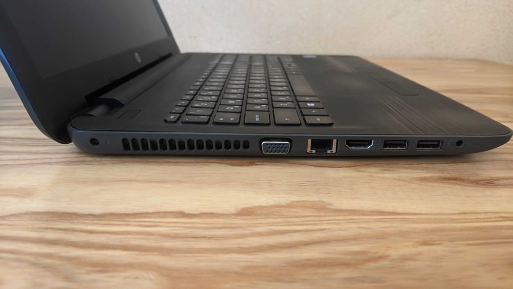 Ноутбук HP 250 G5 Intel Pentium N3710 4 ядра