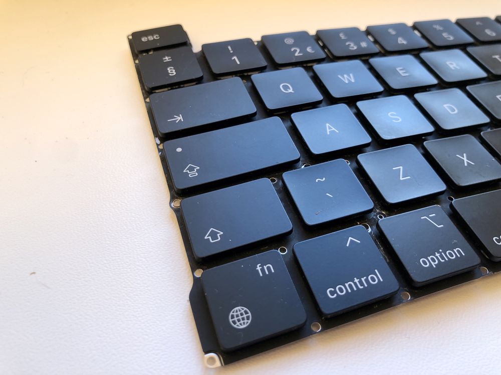 Apple клавиатура MacBook A2338