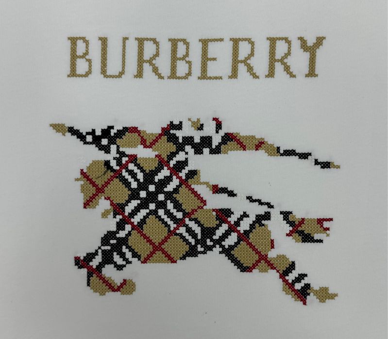 Футболка burberry з вишивкою розміри M,L