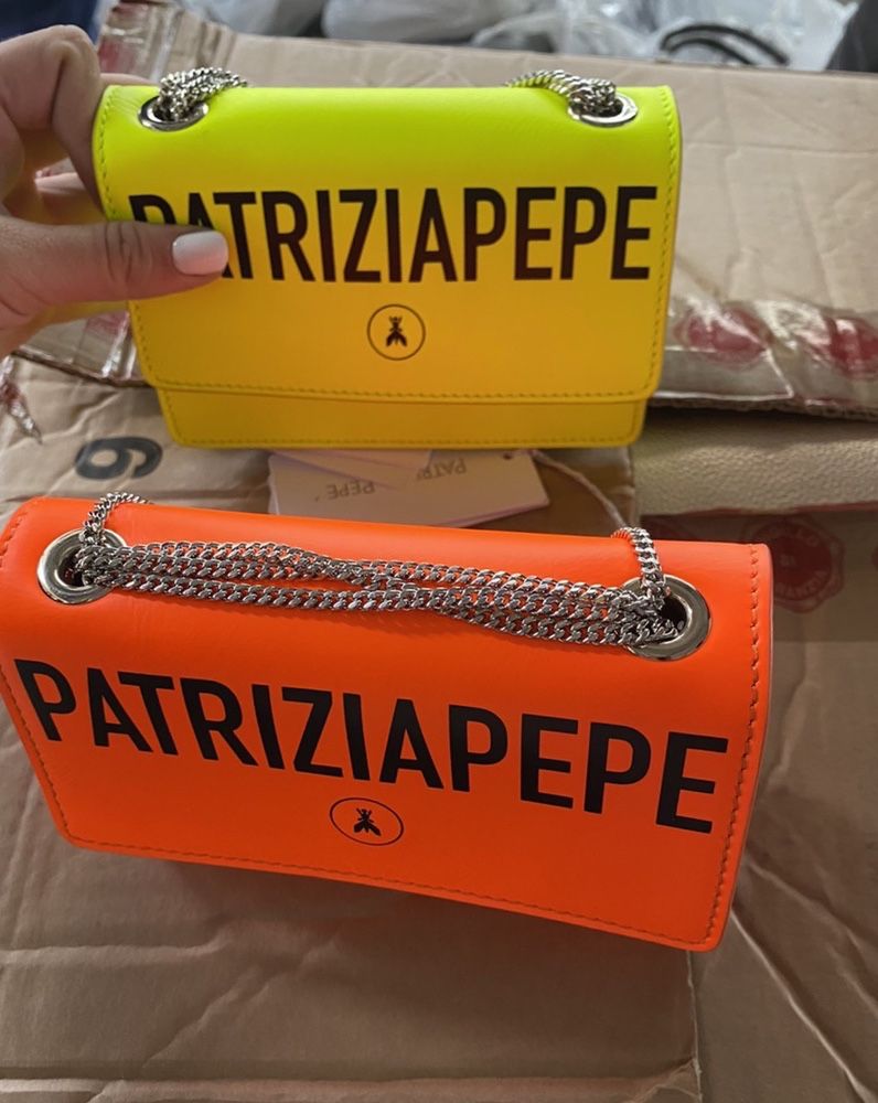 Patrizia Pepe сумка поясная Италия кожа