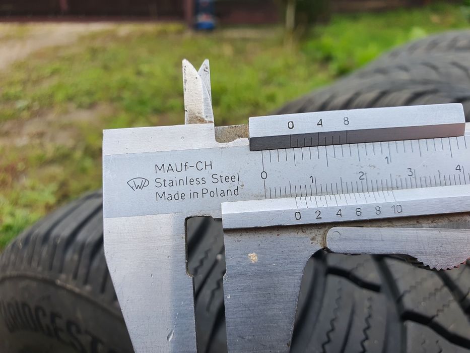 Koła zimowe Renault 4x100 Bridgestone 185/60/15