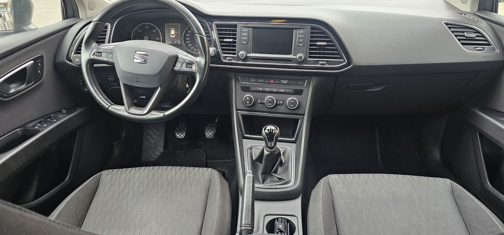 Seat Leon 1.6 tdi 15 como nova