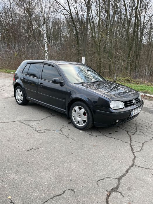 Продам гольф 4 1.8