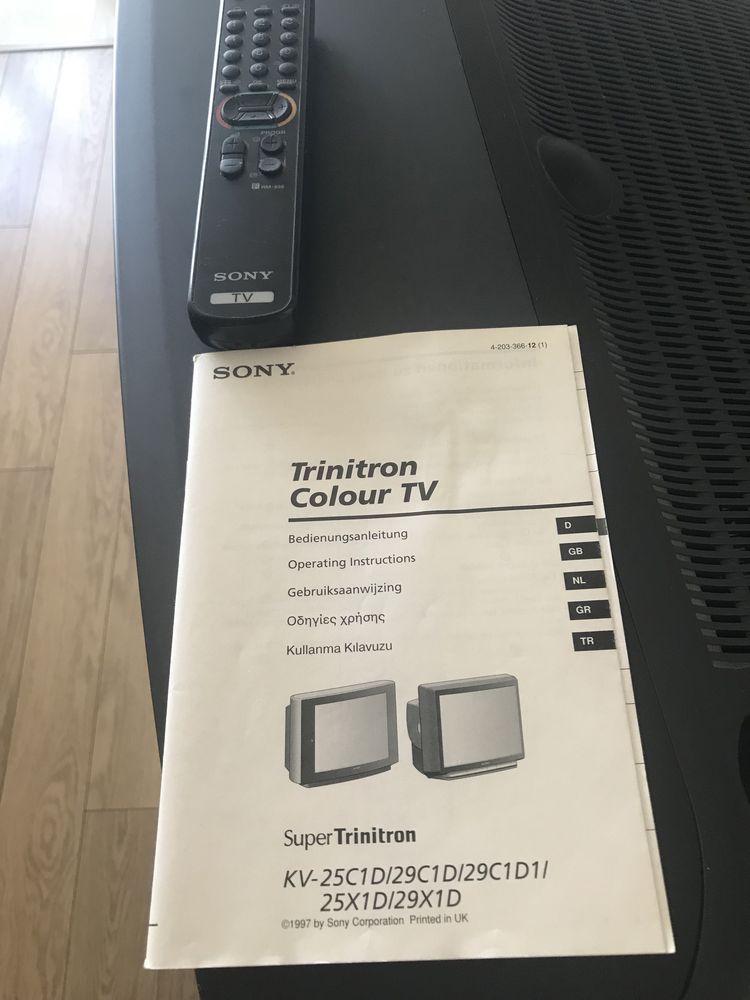 Продам телевизор Sony Trinitron KV-29C1D