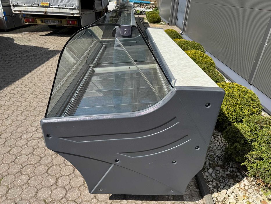 Lada witryna chłodnicza COLD dł. 2.5 m i inne urządzenia. GWARANCJA!!!