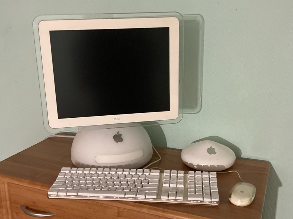 Apple iMac G4 15 раритет в коллекцию отличный комплект