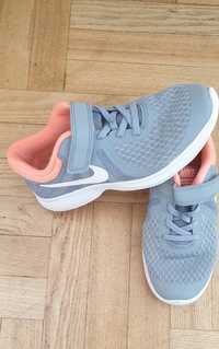 Buty Nike rozmiar 33,5