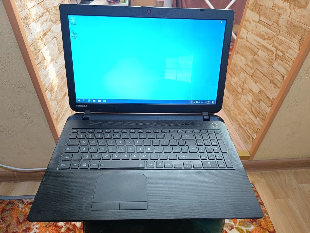 Ноутбук Toshiba C55 (15.6"/Core i3 4005u/8Gb ram/750Gb Hdd/Usb 3.0