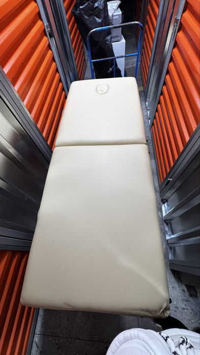 Масажний стіл складний Aveno