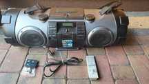 Boombox JVC RV-NB70B X-BASS Woofer radioodtwarzacz CD USB iPod/iPhone