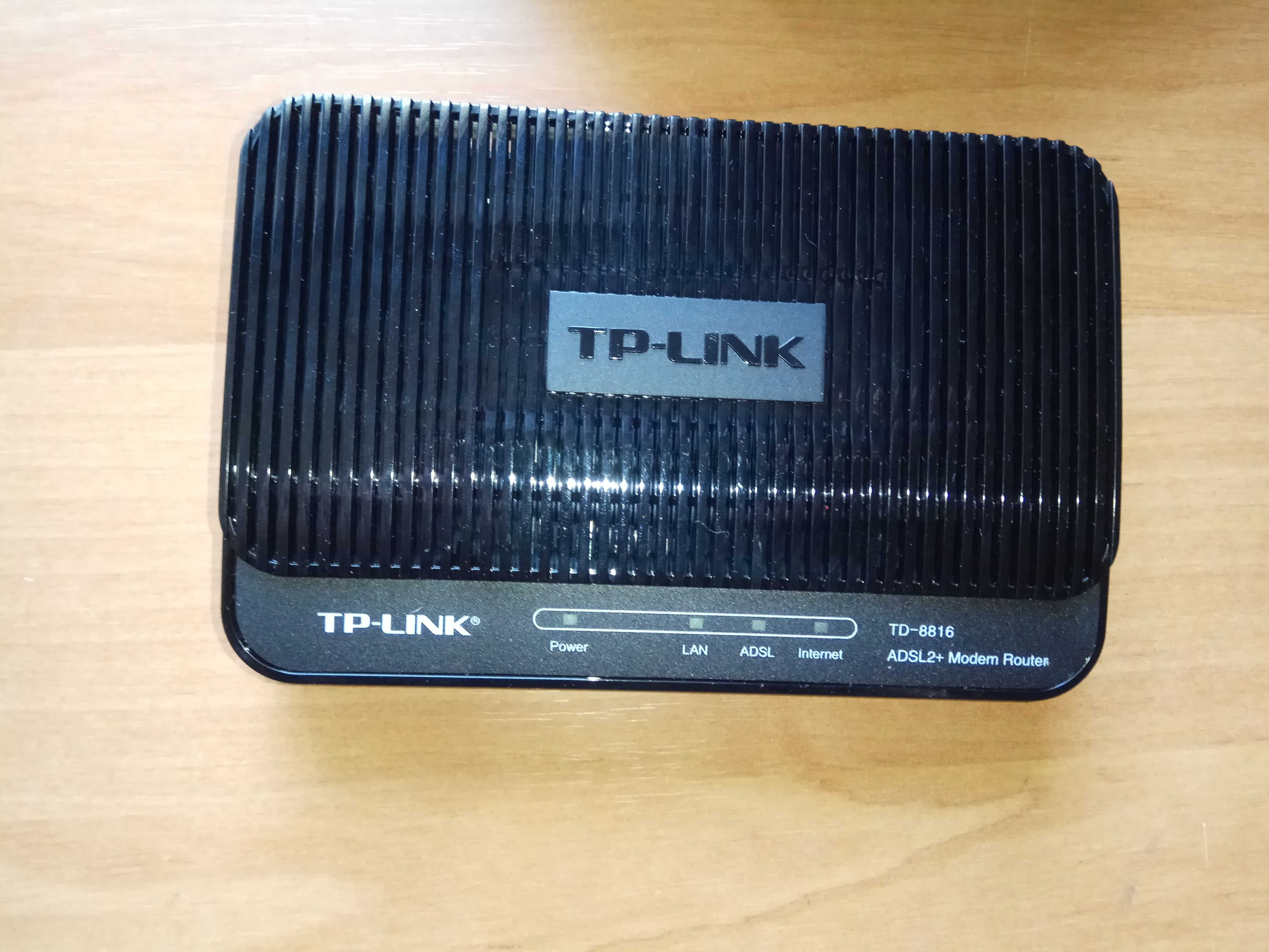 Маршрутизатор TP-Link ADSL2/2+ TD-8816