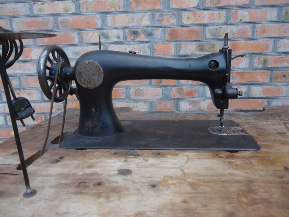 Швейна машина 22 класу, електропривід