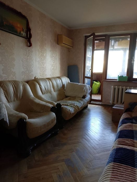 Центр.ПраведницI Шулежко39 Сдам  кIмнату довгостроково