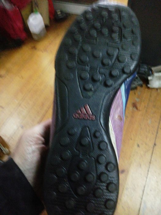 Adidas F5 futsal