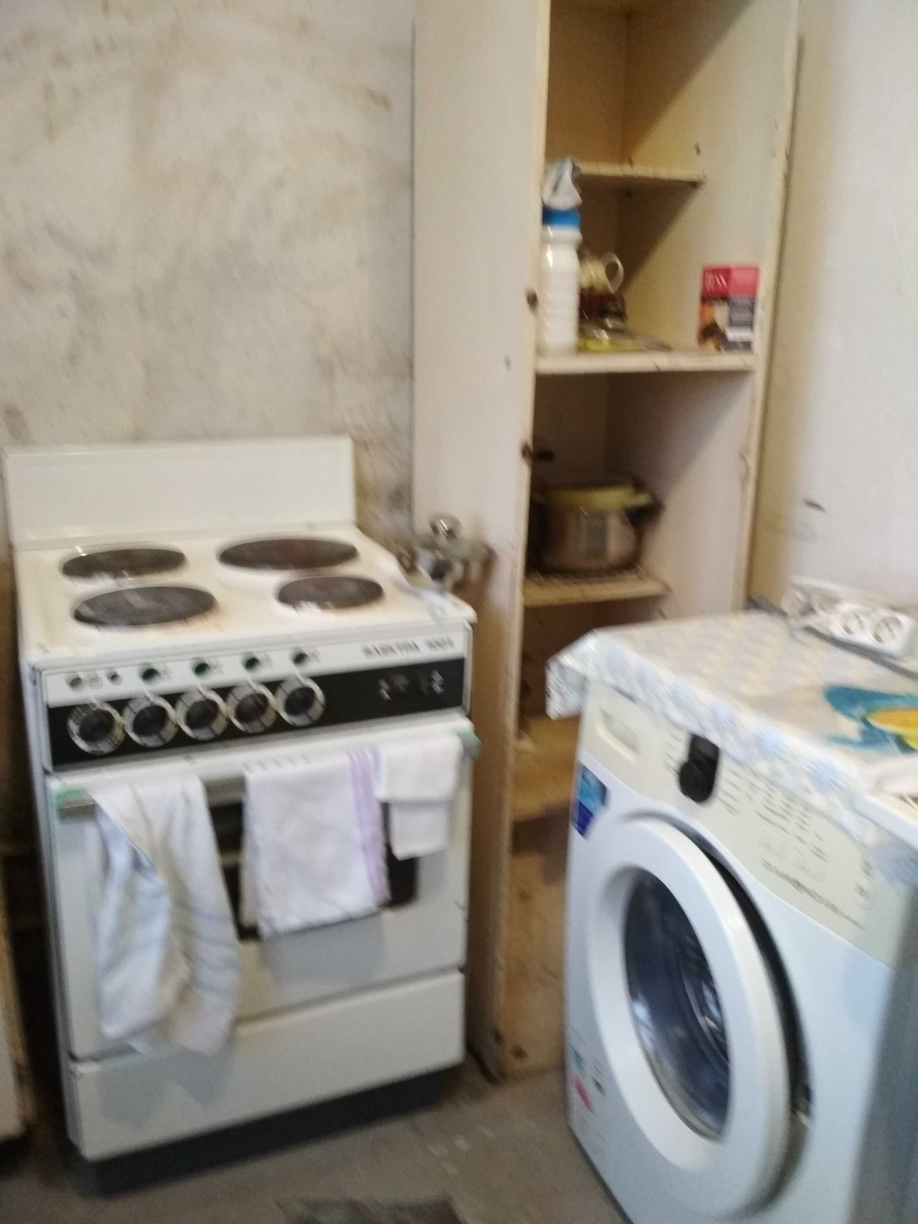 Продам 4 к.кв. на Роганском ж/м