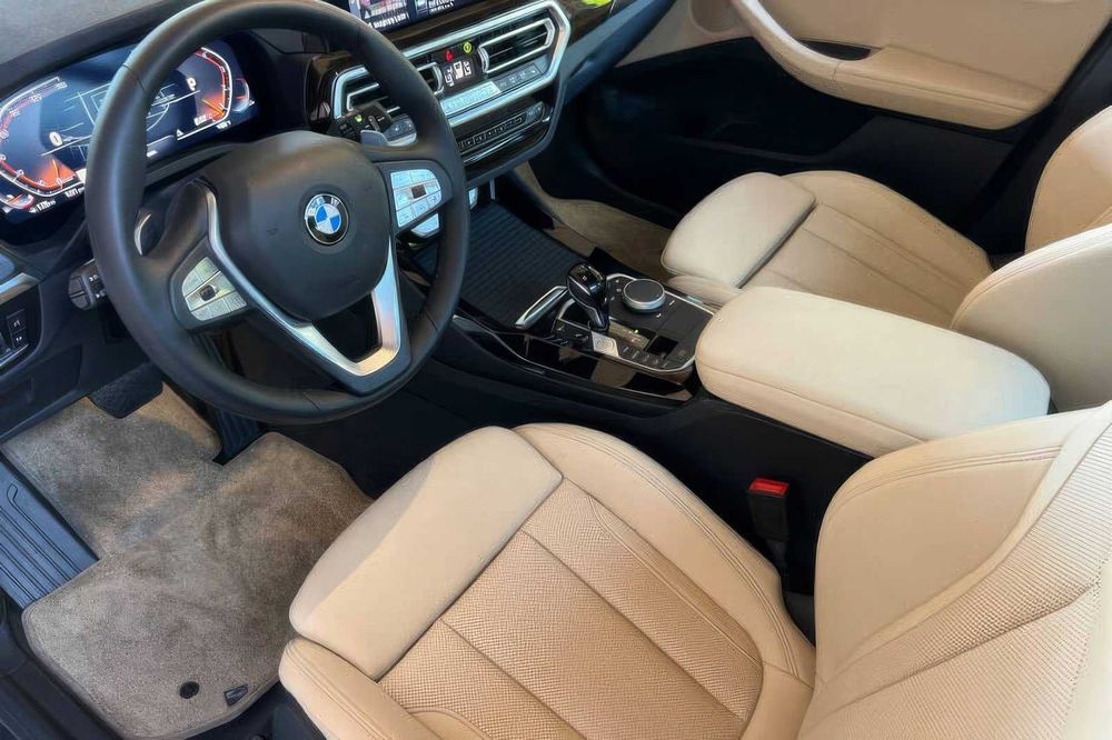 BMW X3 xDrive30i      2024