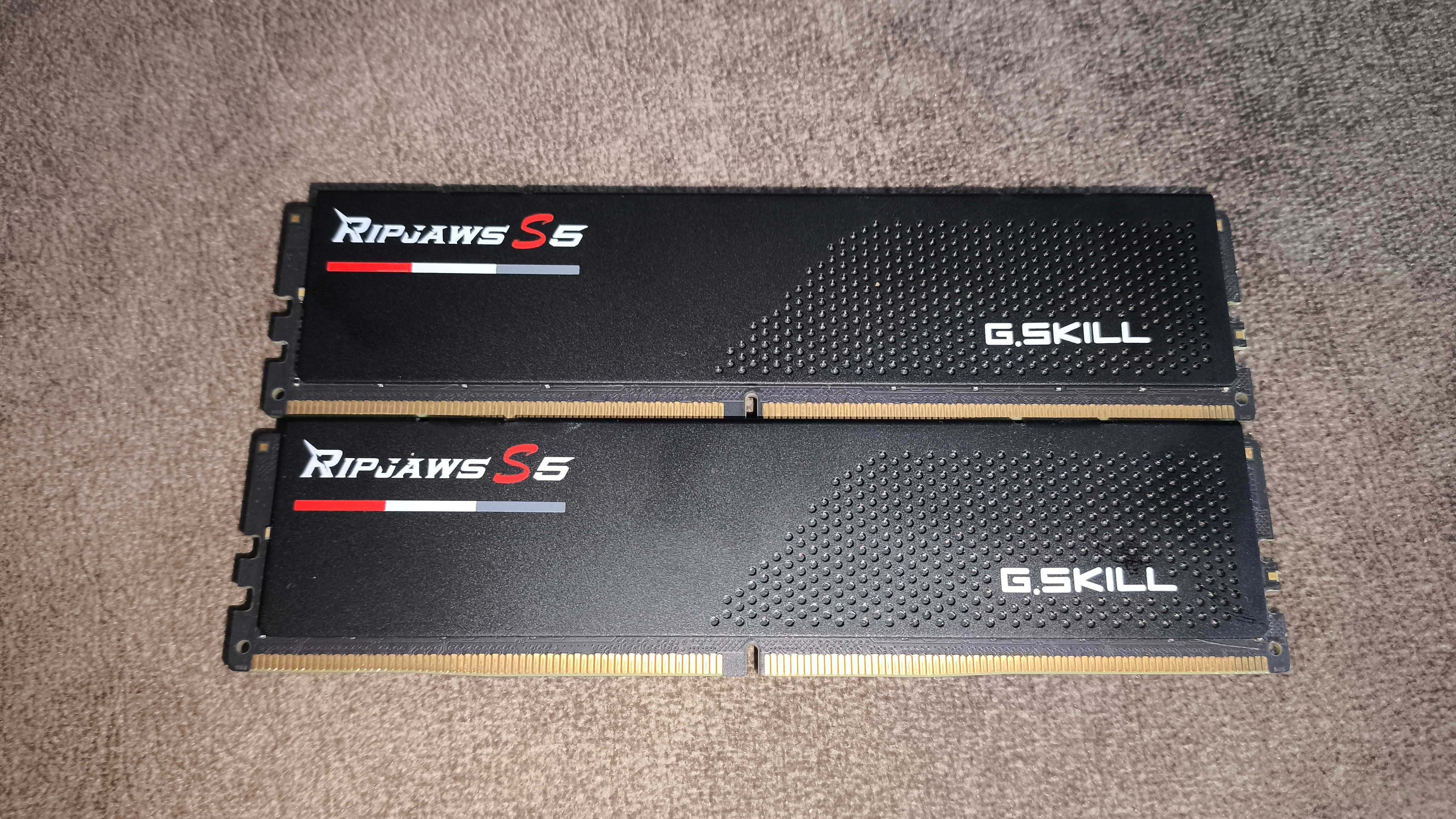 RAM DDR5 32 GB G.Skill Ripjaws S5 DDR5-6000 CL30/40/40/96