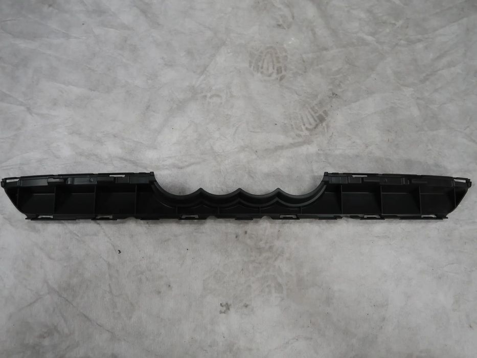 Grill Górny Audi q7 4M0853037C nowy